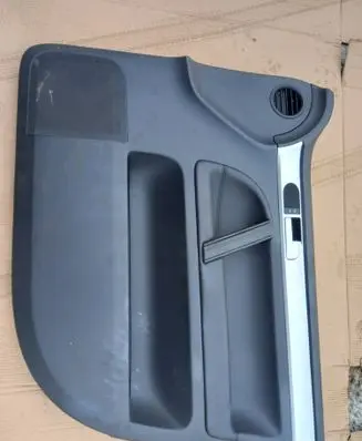 Volkswagen Touareg I Front door card panel trim 7L6867012