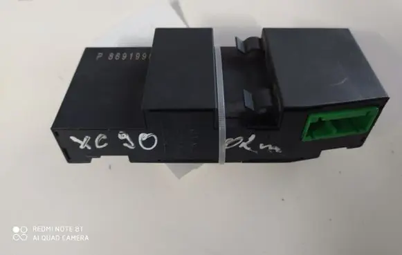 Volvo V70 ESP (stability system) control unit 8691998 P8691998