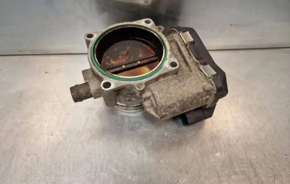 BMW 3 E90 E91 Throttle valve 7556119 A2C53179105