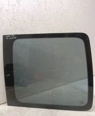 Volkswagen Caddy Rear side window 43R001583 E000231