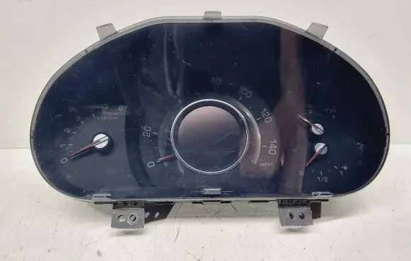 KIA Sportage Speedometer (instrument cluster) 940113U037