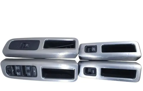 Volvo V50 Electric window control switch 8679669 30658444 30658445