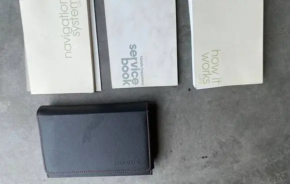 Honda CR-V Owners service history hand book
