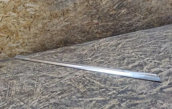 Mercedes-Benz SL R107 Other front door trim element