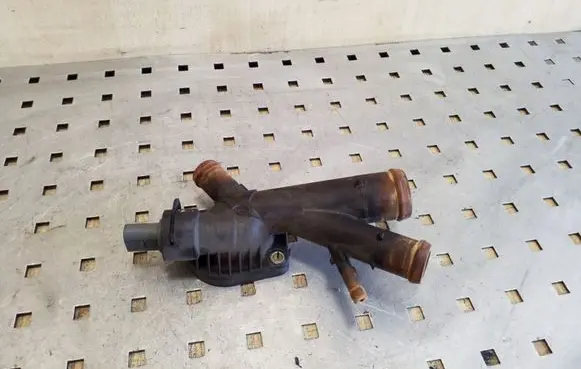 Skoda Superb B6 (3T) Engine coolant pipe/hose 03L121131