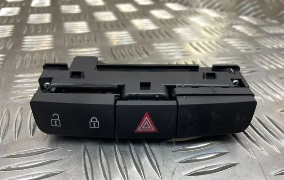 Opel Insignia A Hazard light switch 13271927