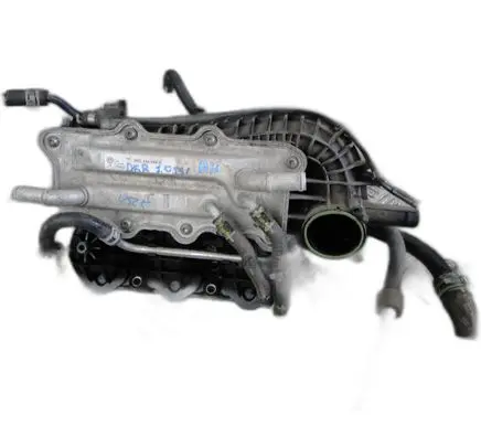 Volkswagen Polo VI Intake manifold 