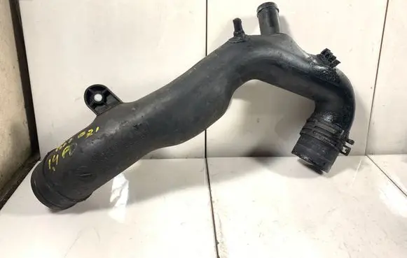 Volkswagen Polo IV 9N3 Intercooler hose/pipe 6Q0129654BD