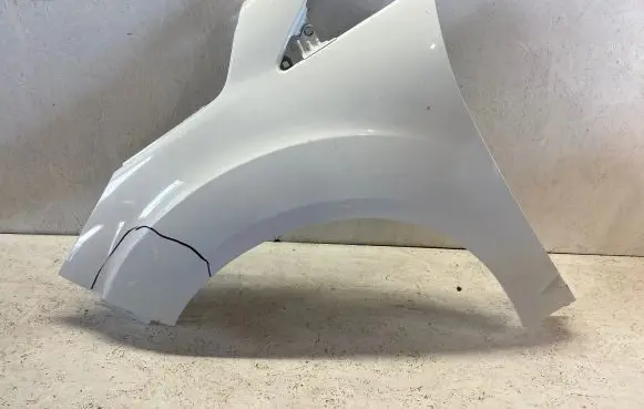 Ford C-MAX II Fender AM5R16016