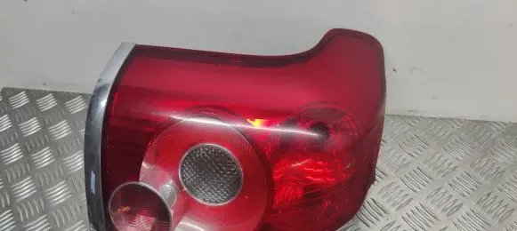 Toyota Avensis T250 Rear/tail lights