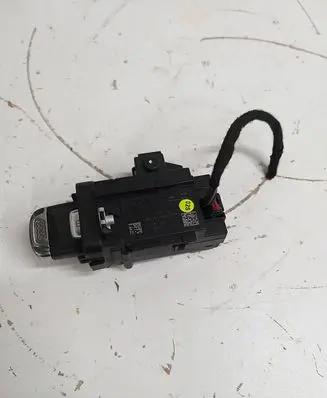 Audi A4 S4 B8 8K Ignition lock 8K0909131