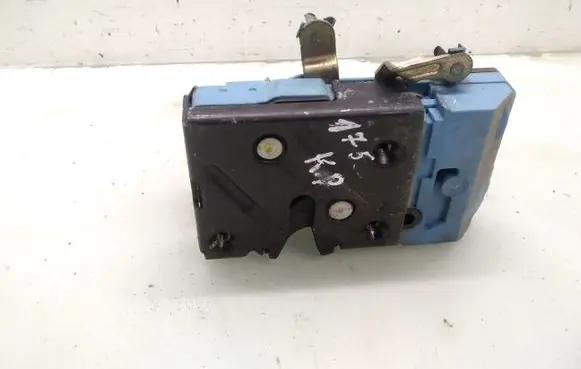 Volvo V70 Front door lock