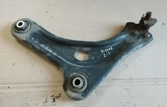 Peugeot 2008 I Front lower control arm/wishbone