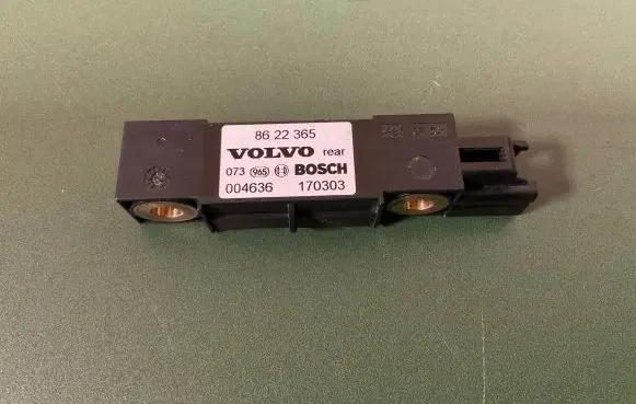 Volvo V70 Airbag deployment crash/impact sensor 8622365 004636 170303