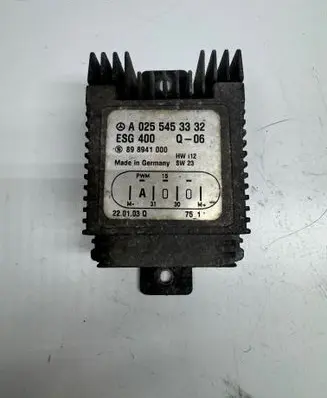 Mercedes-Benz Vaneo W414 Coolant fan relay A0255453332 ESG400 898941000