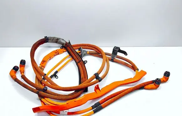 Volkswagen Touareg II High voltage cable 7P0971015C
