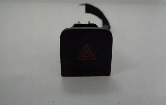 Renault Kadjar Hazard light switch 252900624R