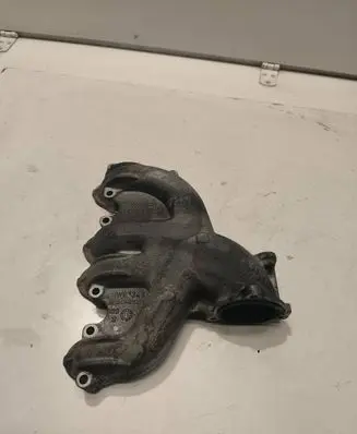 Volkswagen Caddy Intake manifold 03G129713K