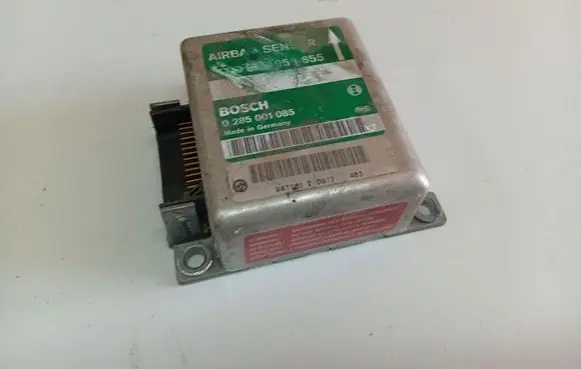 Audi 80 90 S2 B4 Airbag control unit/module 0285001085