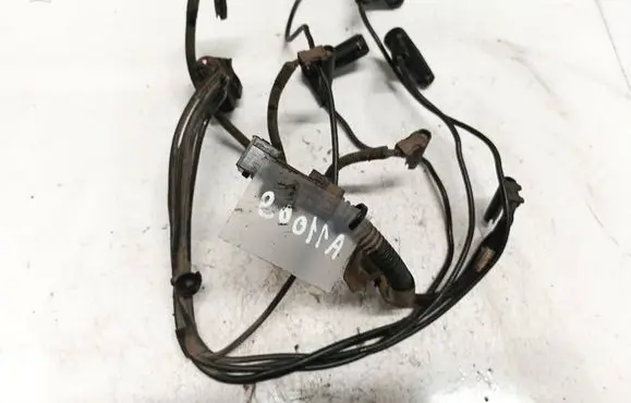 Opel Zafira B Ignition plug leads 00551976870