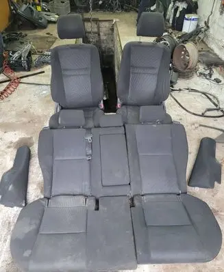 Toyota Avensis T250 Seat set 