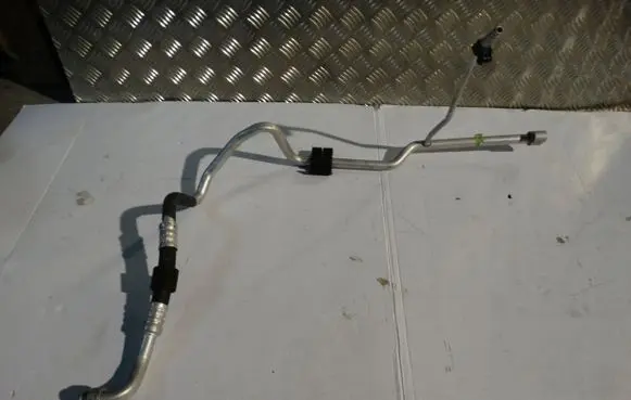 Porsche Panamera (971) Air conditioning (A/C) pipe/hose 97057309300