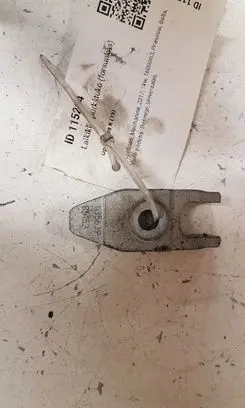 Opel Astra K Fuel Injector clamp holder 85152