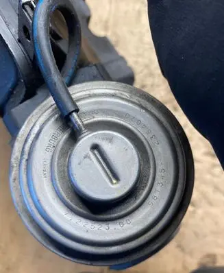 BMW 3 E46 EGR valve 2354070