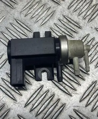 Volkswagen Bora Turbo solenoid valve 1J0906627B 06T332 72290345