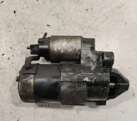 Renault Kangoo I Starter motor 8200227092