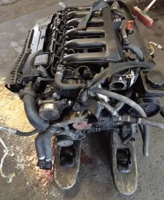 BMW 5 E60 E61 Engine 7781203 317124109 M57