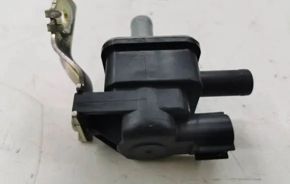 Vacuum valve