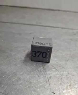 Audi A6 S6 C4 4A Other relay 899312000