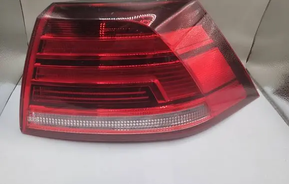 Volkswagen Golf VII Rear/tail lights 5G0945096Q L90120960