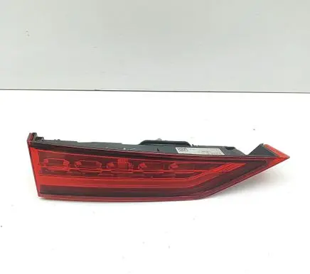 Volvo V60 Tailgate rear/tail lights 32228902