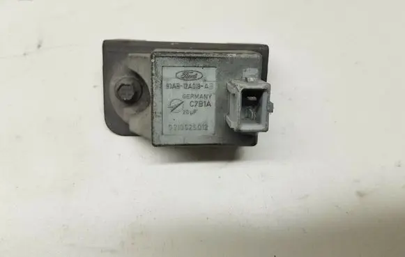 Ford Mondeo MK II Ignition amplifier control unit 93AB12A019AB