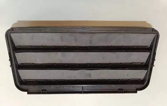 Tesla Model 3 Quarter panel pressure vent 109875100C