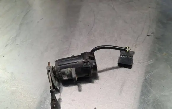 Audi 80 90 B3 Accelerator pedal position sensor 0205001001