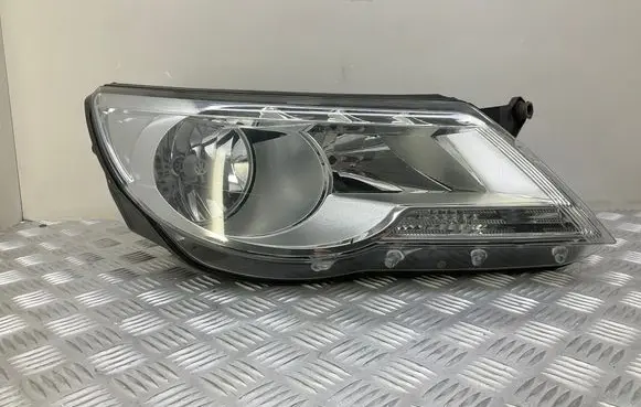 Volkswagen Tiguan Headlight/headlamp 5N2941032K