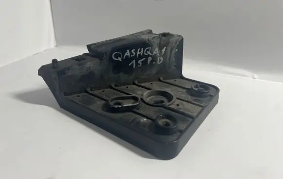 Nissan Qashqai Headlight/headlamp mounting bracket