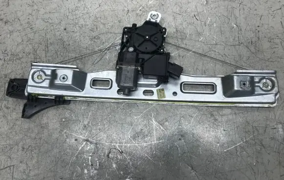 Opel Zafira C Rear door window regulator motor 13260141