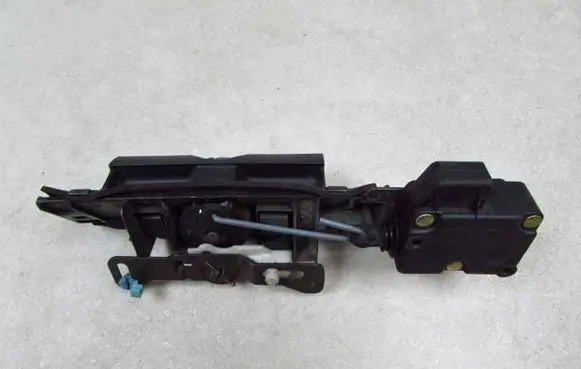 Peugeot 406 Tailgate/trunk/boot lock/catch/latch 55177