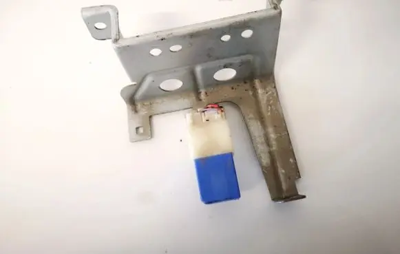 Nissan X-Trail T30 Other relay 2523079917