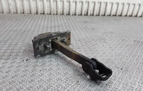 Mercedes-Benz ML W163 Rear door check strap stopper