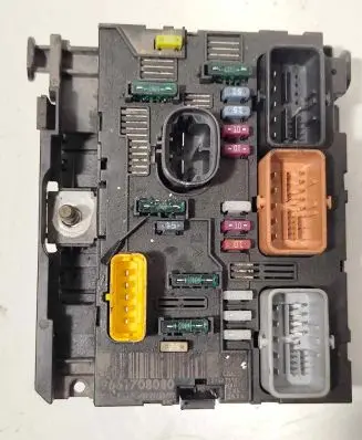 Citroen C4 I Picasso Fuse box set 9661708080