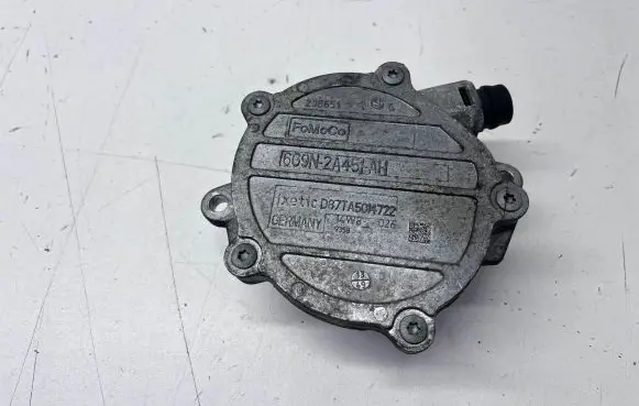 Volvo XC60 Vacuum pump 6G9N2A451AH