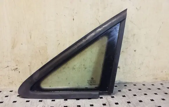 Volkswagen Touran I Front triangle window/glass 43R00048