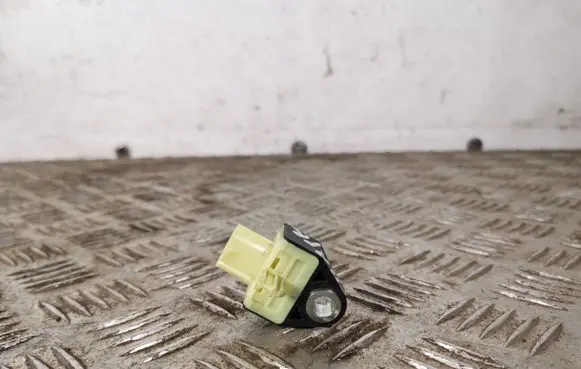 Toyota C-HR I Airbag deployment crash/impact sensor 89173F4010