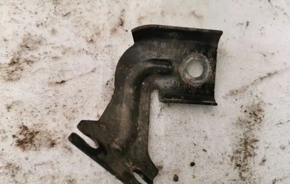 Land Rover Evoque I Other engine bay part BJ322C194AA