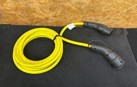 Audi Q4 e-tron Electric car charging cable 1EA971639 089110234 1EA971639E